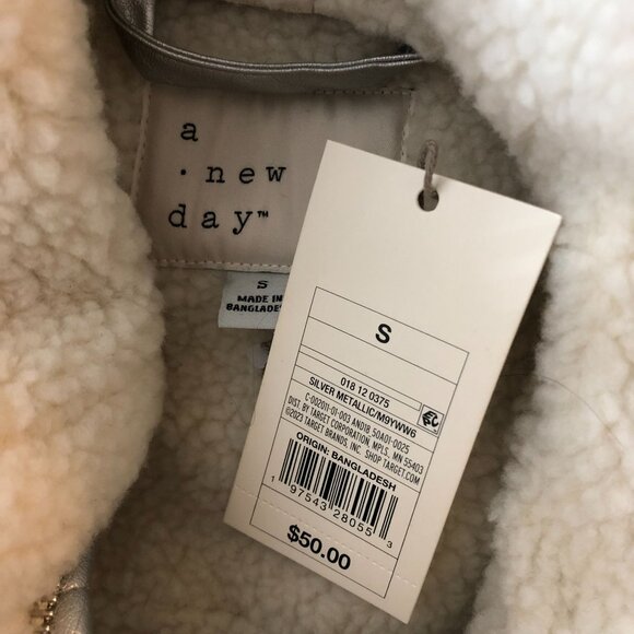 A New Day Metallic Faux Leather Silver Faux Fur Sherpa Lined Jacket Size XS - Picture 5 of 7